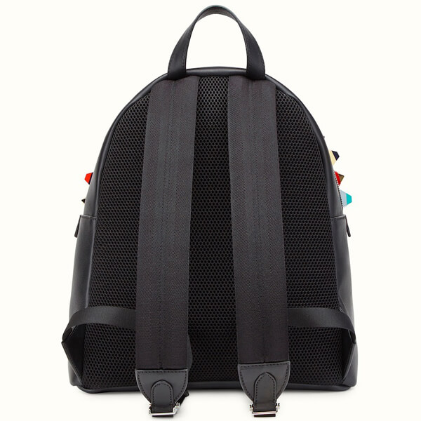 2017春夏新作 フェンディスーパーコピー FE1377 MULTICOLOR STUDDED BACKPACK