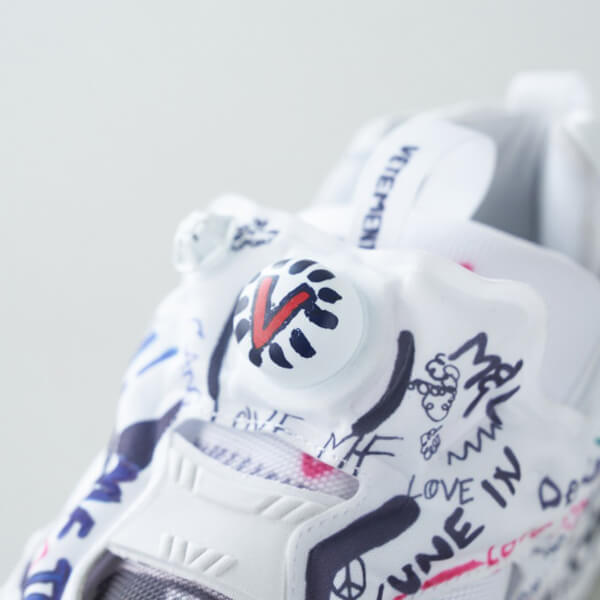 ヴェトモン x REEBOK INSTAPUMP FURY GRAFFITI ヴェトモン スニーカー 8042305