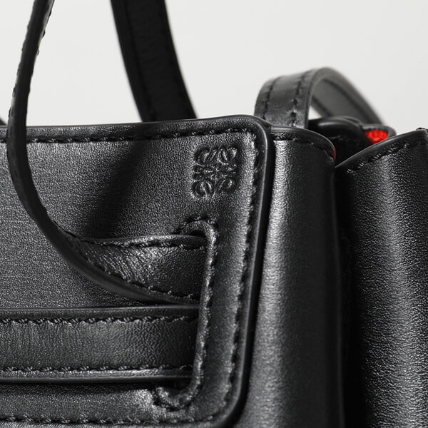 2020新作ロエベ偽物 Lazo Mini Bag ショルダーバッグ BLACK 329 74 Z71 1100