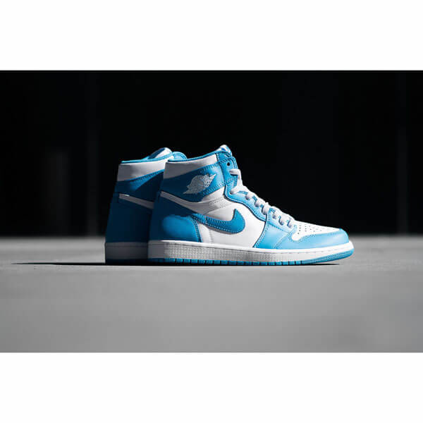 ナイキ エアージョーダン スニーカー コピー  AIR JORDAN 1 RETRO HIGH OG "UNC"201017a02