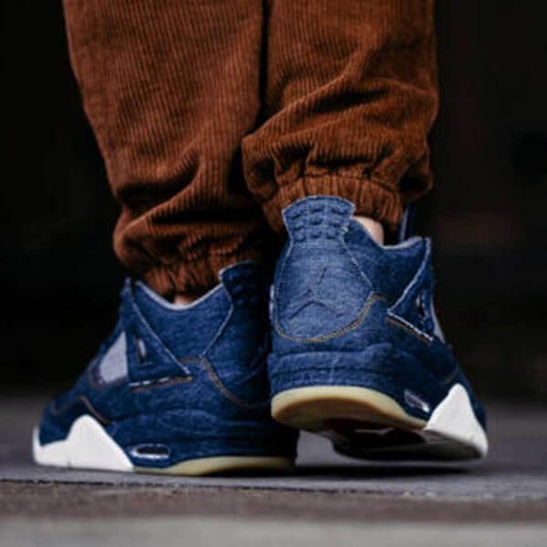 送関込 LEVI’S  AIR JORDAN 4 RETRO NRG LEVIS リーバイス 青/黑/白  201020A11