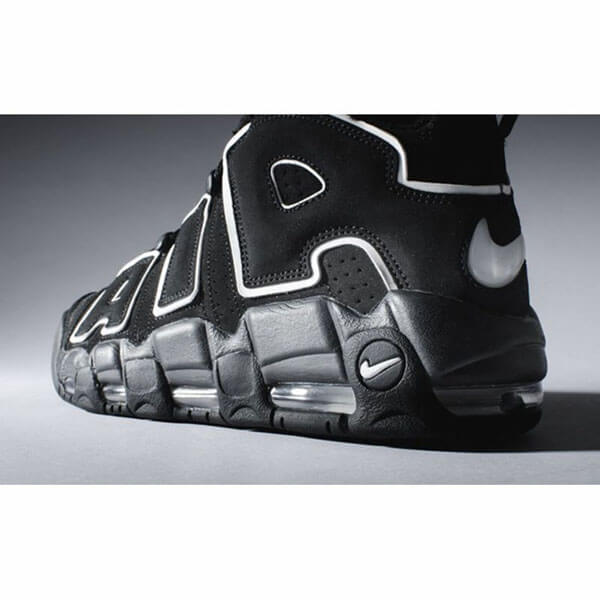 ナイキ スニーカー コピー 入手困難☆ 大人気!! エアモアップテンポ Air More Uptempo 720"Black"415082-002