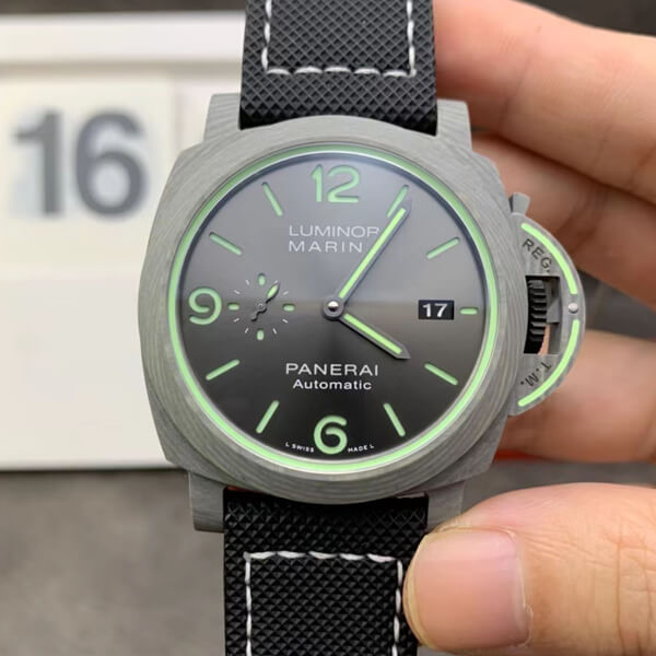 2020年 パネライ新作 コピー ルミノール マリーナ 44mm トリロジーPAM01119