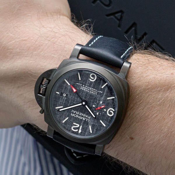 2020年 ルミノール ルナロッサ偽物 GMT - 44mm PAM01036