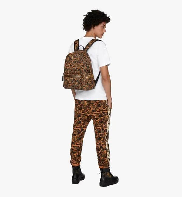 【エムシーエム x Bape】エムシー エムリュック 偽物 限定品☆Stark バックパック Camo Visetos24CO2