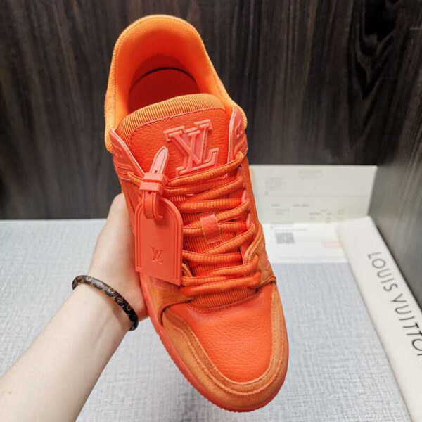 ルイヴィトンスーパーコピー  スニーカー Trainers Orange Virgil AblohM690A73