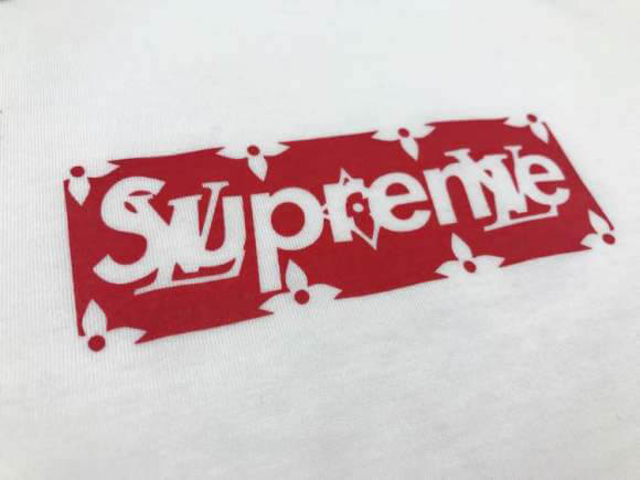 ルイヴィトンスーパーコピー パ×シュプリーム モノグラム BoxLogo TEE WHITE BoXロゴ TシャツM690A733