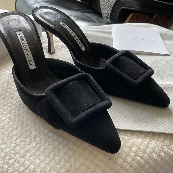 最高の履き心地【マノロブラニク サンダル 偽物】MANOLOBLAHNIK 50MMメイセールスエードミュール ブラック 21060707