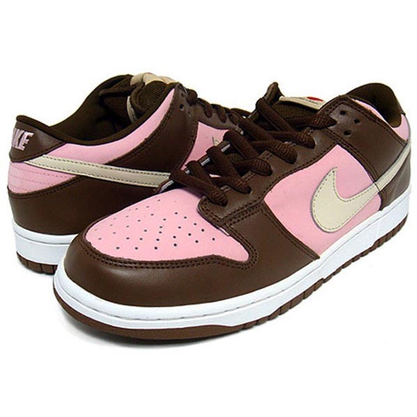 入手困難レアコラボダンク！ナイキ SB x Stussy 偽物 Dunk Low Cherry 304292-671