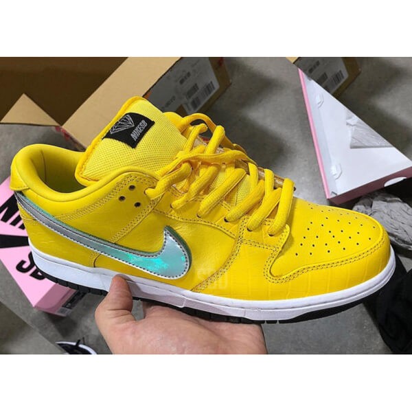 ナイキ エスビー ダンク コピー ロー Diamond Supply Co "Canary Diamond" Yellow 21080611