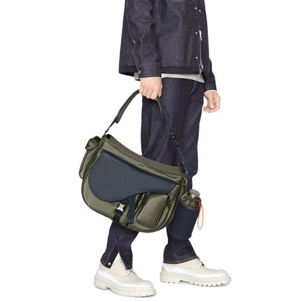 完売前に ディオール×SACAI サドルソフトショルダーバッグ 1ADHO029USFH65E