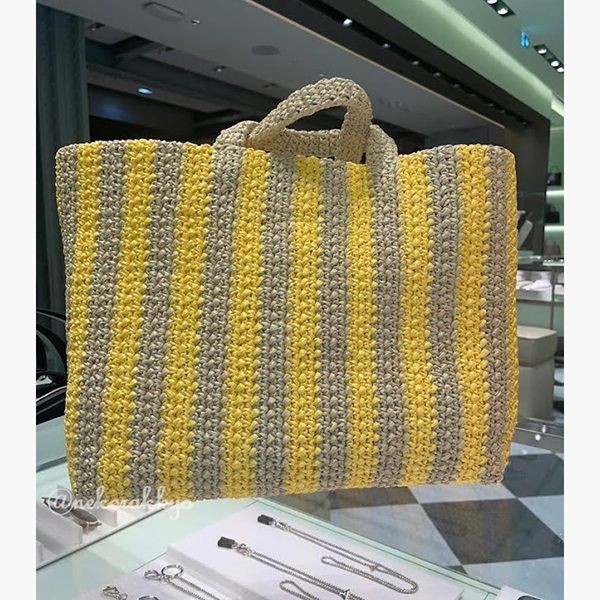 プラダ＊Large raffia tote bag ラフィアトート バッグ 偽物1BG392_2A2T_F0O8A_V_OOR