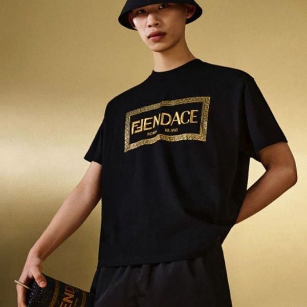 【FENDACE】待望のコラボ発売！フェンディ×VERSACE Tシャツ コピーFY1144AKDVF0QA1