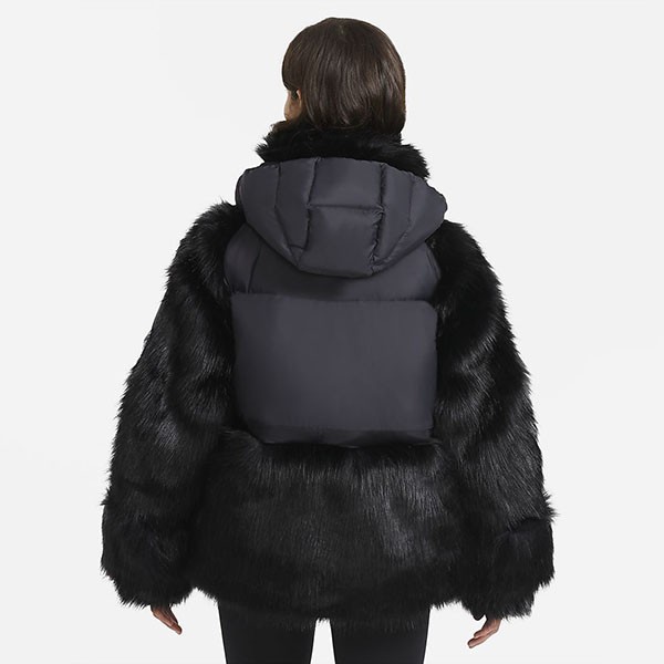 【関税・送料込】追跡あり！ナイキ x sacai 偽物 レディース NRG PARKA ダウンジャケットCT3267-010​