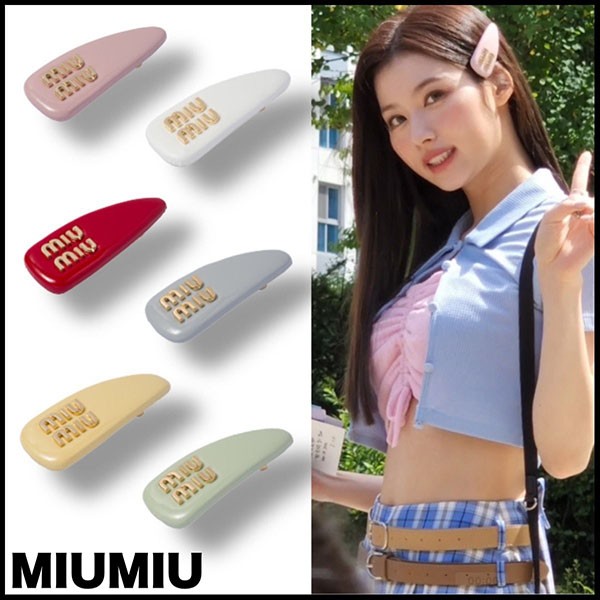 【追跡付き発送で安心】ミュウミュウ コピー★話題沸騰★【MiuMiu】パテントレザー ロゴ ヘアクリップ 5IF092_069