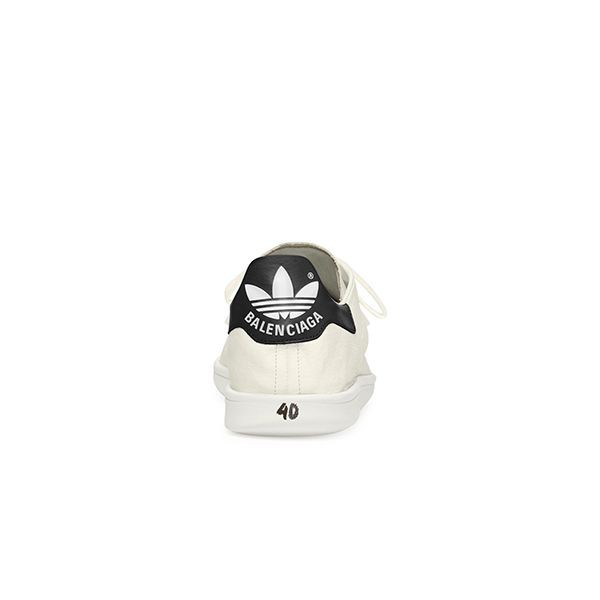 バレンシアガ x アディダス 偽物  STAN SMITH スニーカー