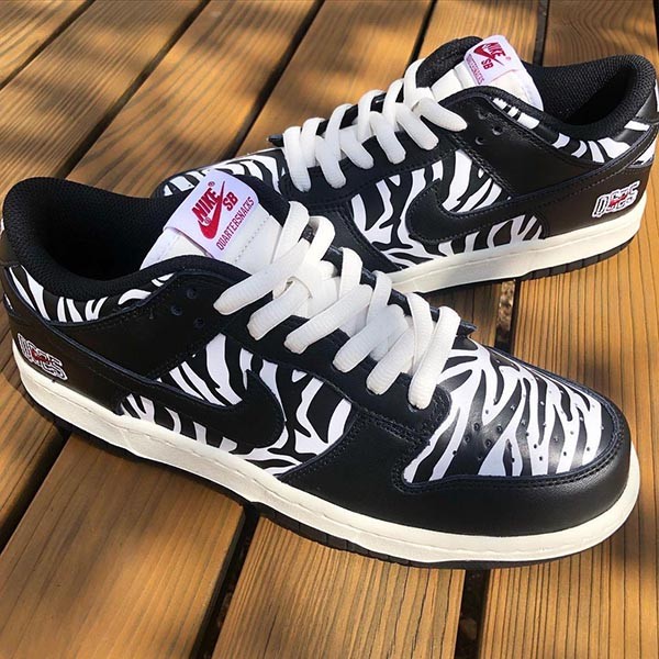 ナイキ×QUARTERSNACKS ダンク コピー SB DUNK LOW "ZEBRA CAKE DM3510-001