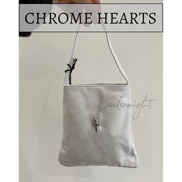 今注目アイテム！クロムハーツ スーパーコピー ダガー ドラキュラ ハンド バッグ DAGGER DRACULA HAND BAG white121511
