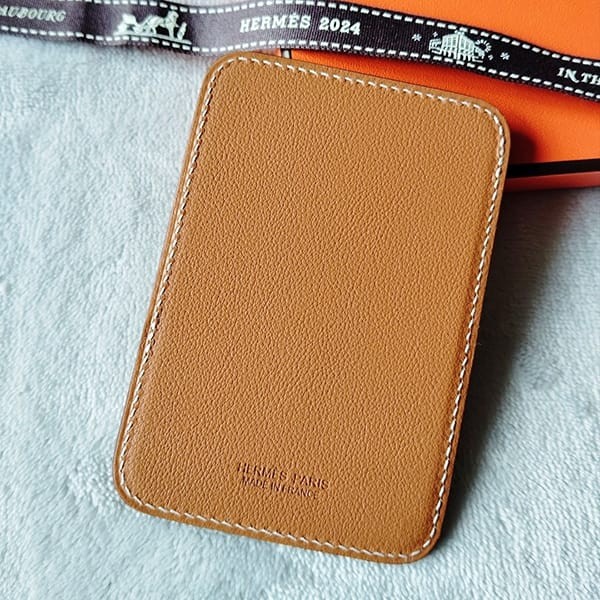 ユニークなデザインエルメス iPhone カードケース スーパーコピー mas232131
