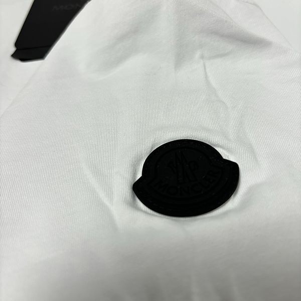 モンクレール ぼかし レタリング ロゴTシャツ激安　白黒J10918C
