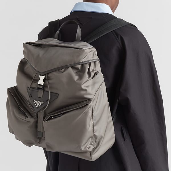 ユニークなデザインプラダ 偽物 Re-Nylon レザー バックパック 2色 2VZ108_2DW3