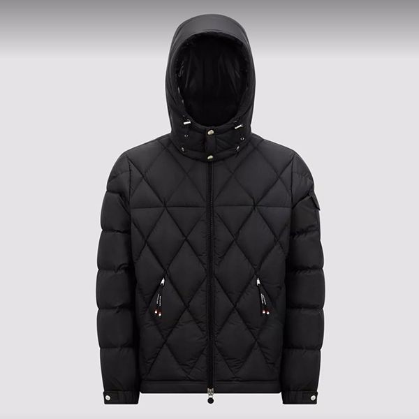 入手困難モンクレール averole ショートダウンジャケット コピー mc08154