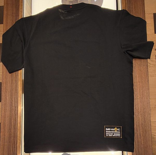 新色登場★モンクレール grenoble 偽物 ラバー加工レタリングtシャツ【各色】j20978c