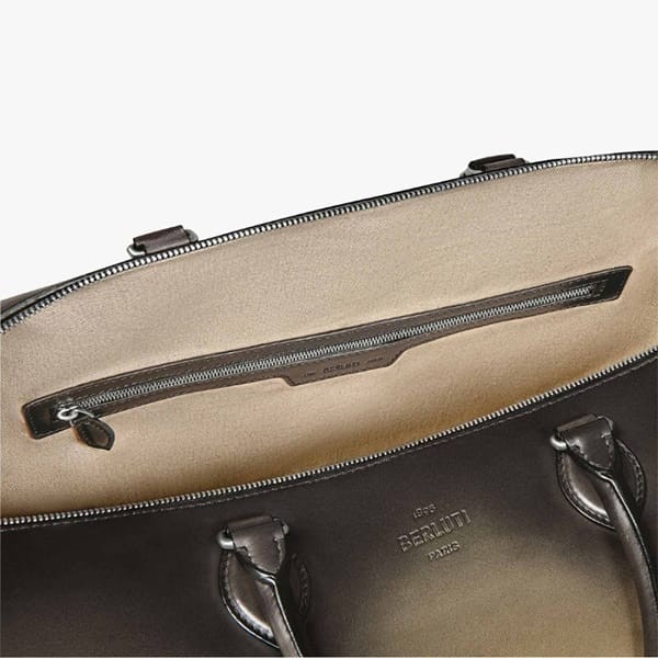 注目!ベルルッティ コピー toujours ソフト ジップ レザー トラベルバッグ 2色 zippedbagv3