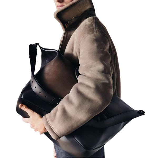 注目!ベルルッティ コピー toujours ソフト ジップ レザー トラベルバッグ 2色 zippedbagv3