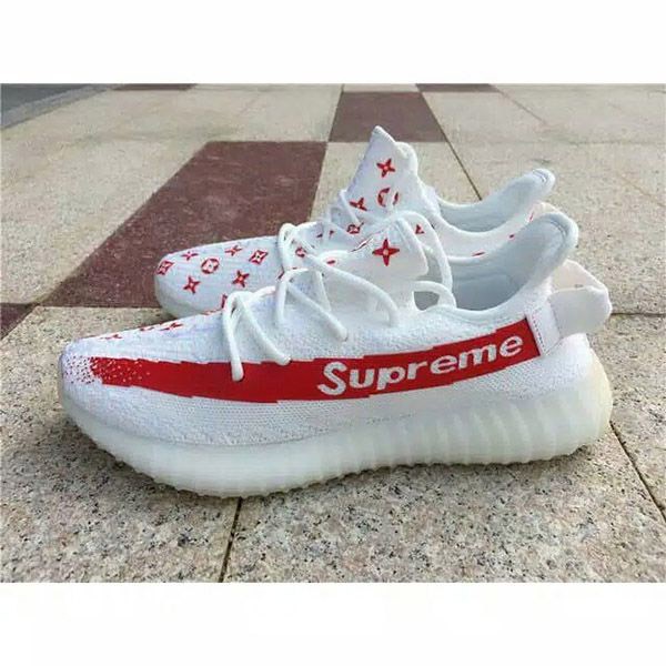 シュプリーム イージーブースト 偽物 アディダス スニーカー Yeezy Boost 350 V2 w24122101