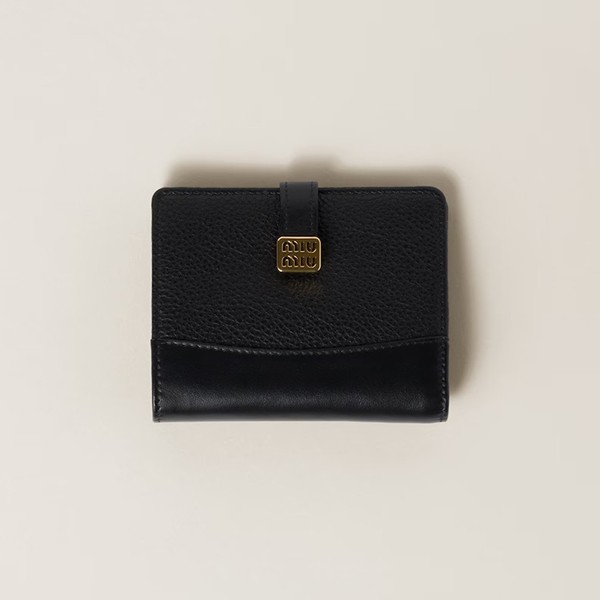 【限定カラー】ミュウミュウ 偽物 Compact Wallet ロゴベルト 三つ折り財布 4色 miu21154