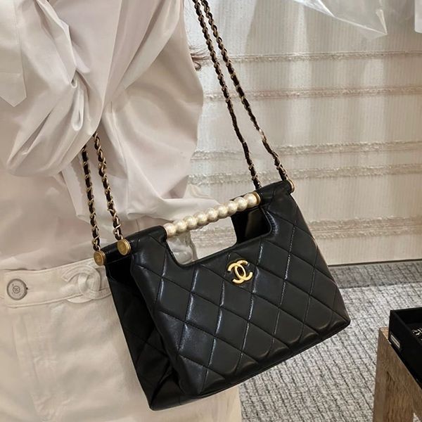 激安価格！パールハンドルが上品♪【シャネル】ハンドバッグ パチモン AS5413