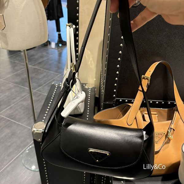 先取り！プラダ トライアングルロゴスモール 偽物 ショルダーバッグ1BD358 2AIX