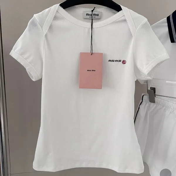 【ミュウミュウ】Petit Bateau ミュウミュウ スリムTシャツ 偽物 MJN563