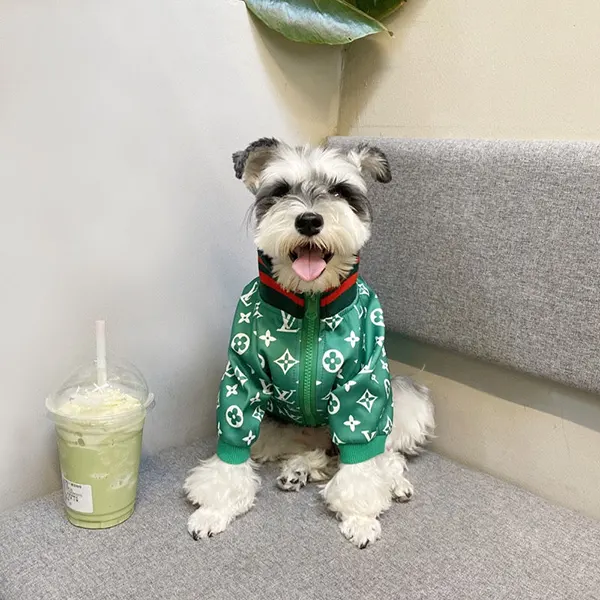 ルイヴィトン 犬服 犬コート 冬 暖かい w25070502