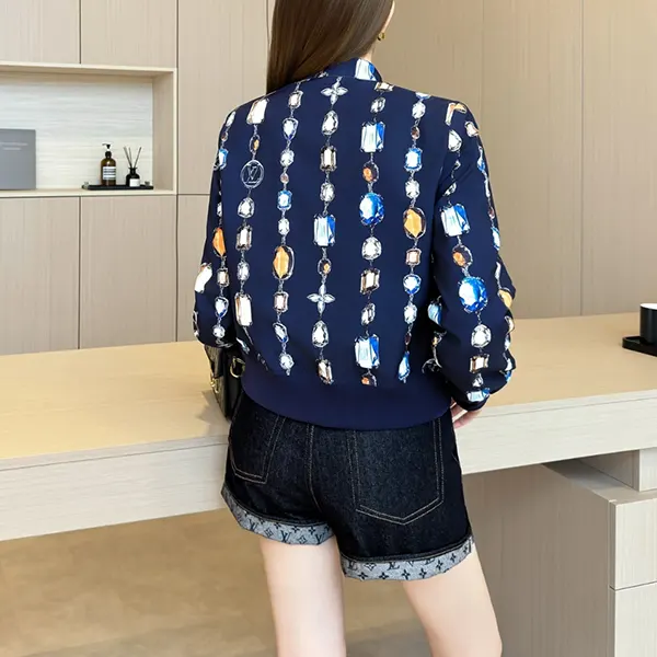 《大人気》ルイヴィトン リバーシブル ボンバージャケット コピー 1AI858