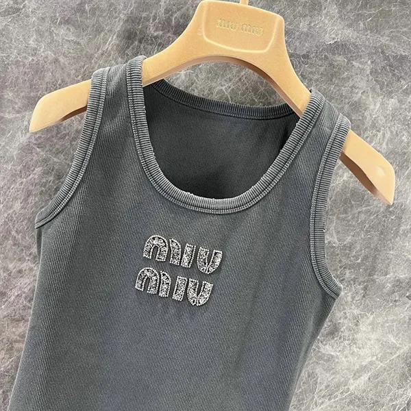 ミュウミュウ タンクトップ 激安 ロゴ刺繍入り グレー MJT700