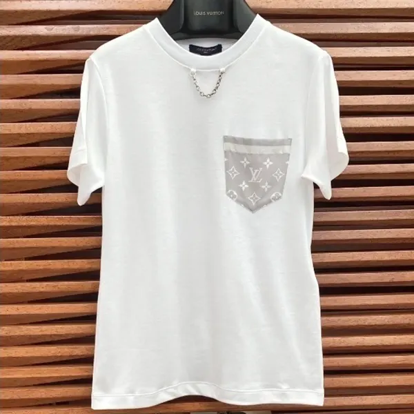 ルイヴィトン n級品 モノグラム ポケットTシャツ 1AGSKO