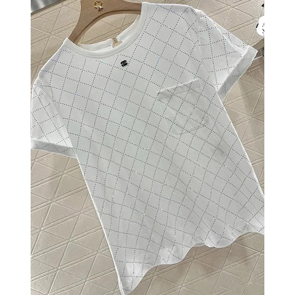 バックスタイルもエレガント♡シャネルマトラッセTシャツ 偽物 P79556