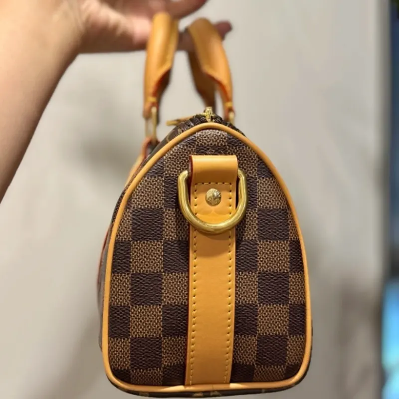 ルイヴィトン キーポル・バンドリエール 25 レプリカ M15428
