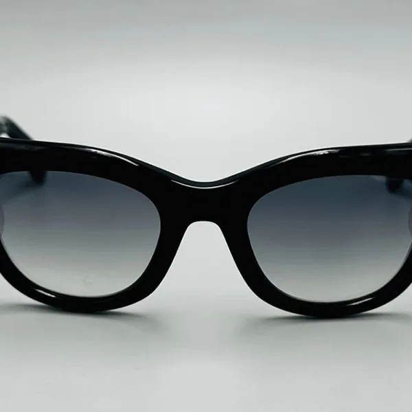 【登坂広臣着用】クロムハーツ TEAR DROP JONNY II サングラス 偽物