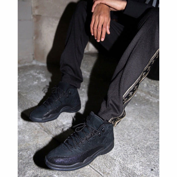 ナイキ スニーカー コピー エアジョーダン  Air Jordan 12 Retro OVO Black ナイキ エアジョーダン12 873864-032