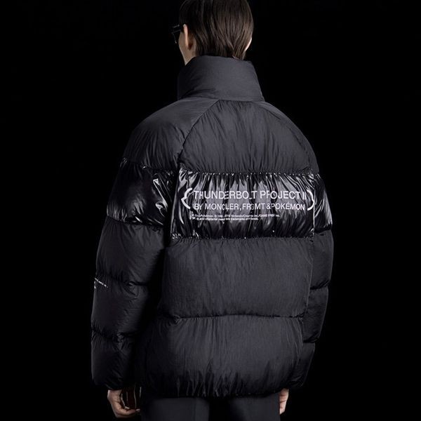 最新でオシャレ【モンクレール コピーFRAGMENT HIROSHI FUJIWARA】ダウン話題のピカチュウ