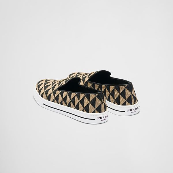 [プラダ]スリッポンシューズ 偽物 Embroidered fabric Slip-onShoes