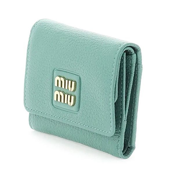 お洒落で可愛いミュウミュウ◆マドラス 偽物 レザー フラップ付折り財布5MH043 2AJB