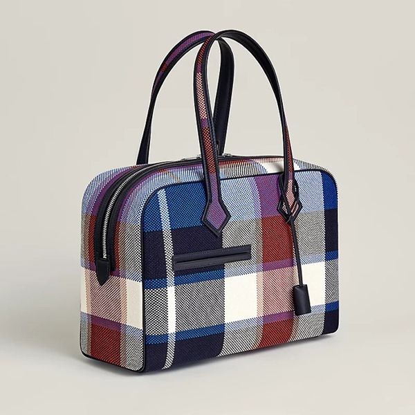 【限定カラー】【エルメス】トートバッグ コピー Victoria III 美しいH083641CKAA