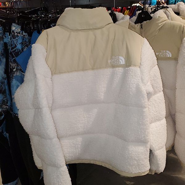 完売色あり！US限定ノースフェイス ヌプシ 偽物シェルパ ダウン100%ジャケットNFOA5A844UO