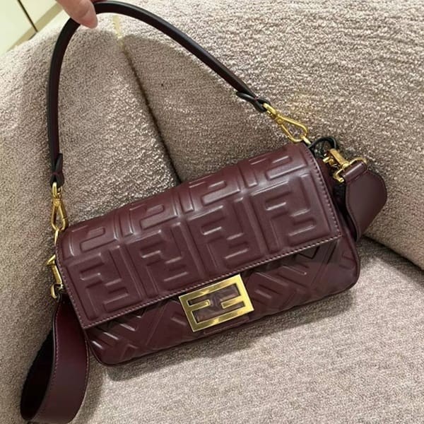 【ブティック】フェンディ 偽物 バゲット バーガンディナッパレザー バッグ 8BR600A72VF1MJX