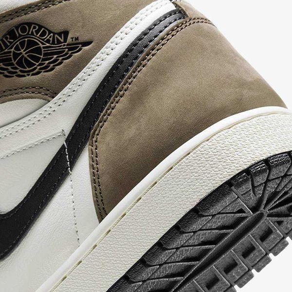 ナイキ エアジョーダン1 ダークモカ 偽物ハイ OG セイル/OG DARK MOCHA BLACK 555088-105