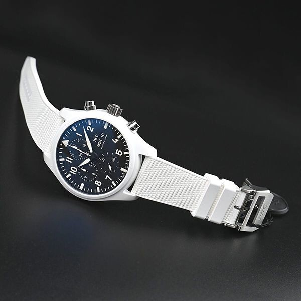 上質デザインIWC パイロットウォッチクロノ・トップガン レイク・タホ IW389105